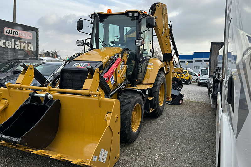 Rýpadlo-nakladač Caterpillar 432EH