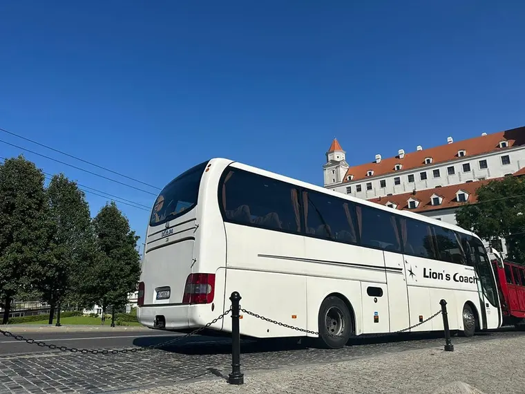 Autobus DOMINIQ na výlete so zákazníkmi