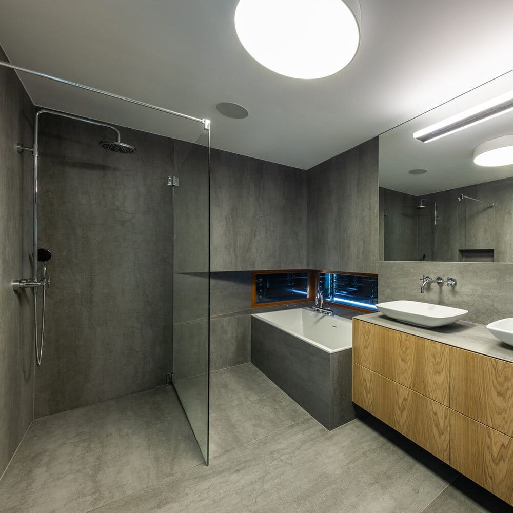 LAMINAM — 3